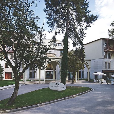 Grand Serai Congress And Spa Janina Zewnętrze zdjęcie The main entrance of the hotel