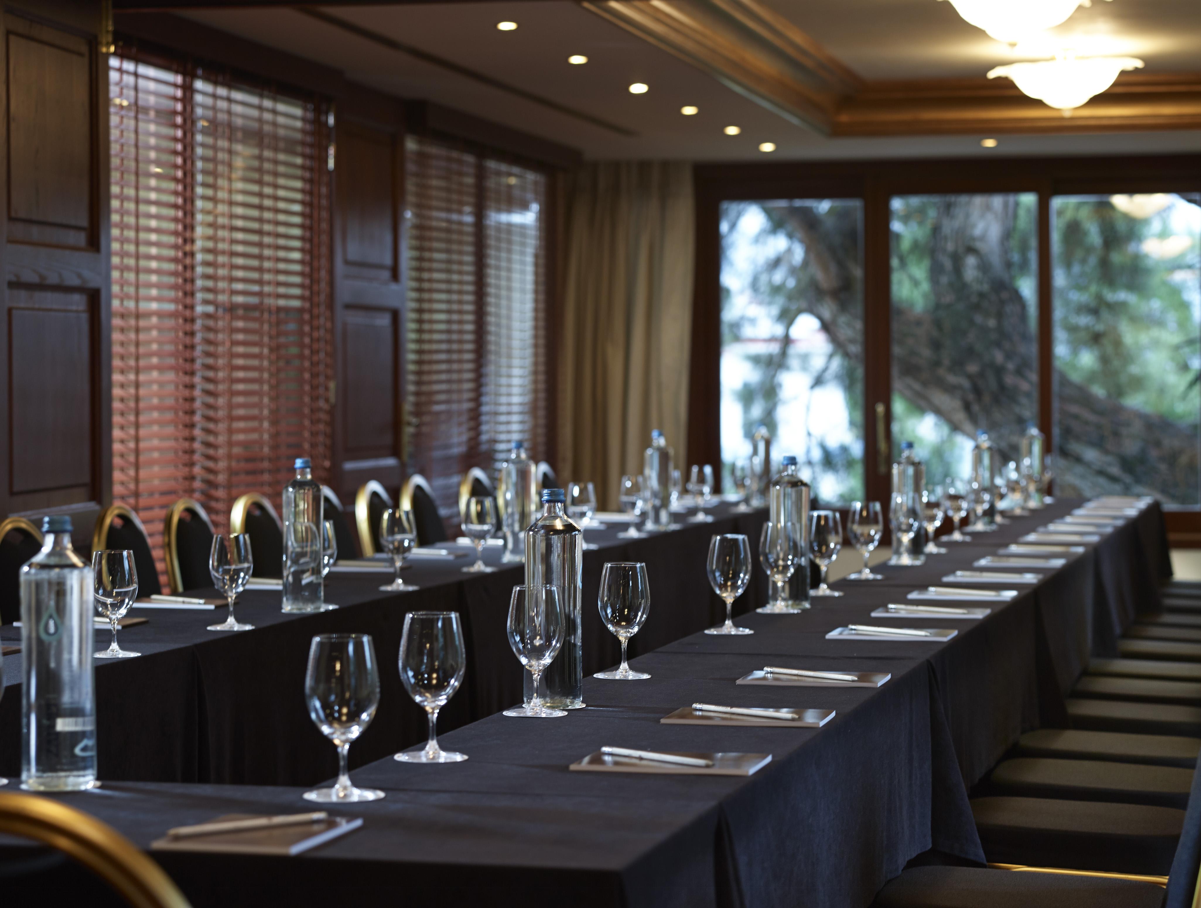 Grand Serai Congress And Spa Janina Zewnętrze zdjęcie The meeting room